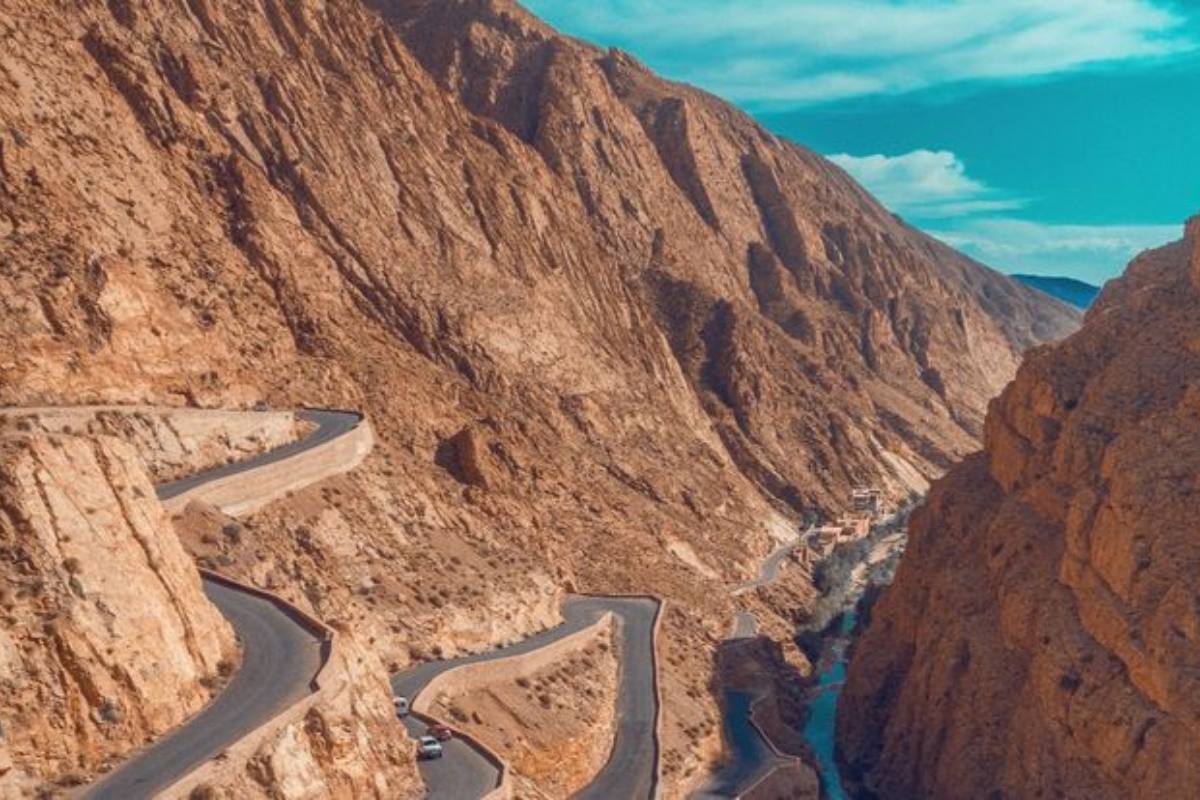 4-Day Desert Tour from Marrakech to Erg Chigaga